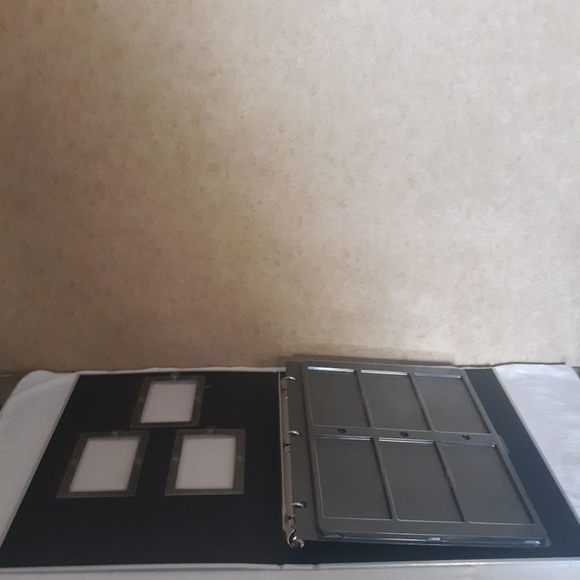 Yu Gi Oh Legendary Collection Binder - Picture 3 of 5